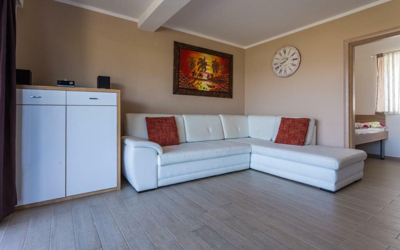 Apartment Trava 科里米诺 外观 照片